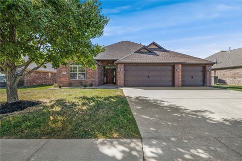 Photo of 3000 N 18th Street, Rogers, AR 72756 (MLS # 1364989)
