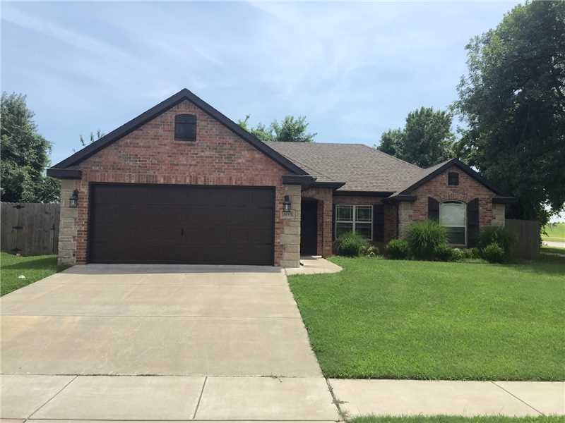 3 bedroom 2 bath home walking distance to schools, close to I-540 and University. Split floorplan on corner lot. Granite Countertops, walkin pantry, 2 in faux wood blinds, security system, his/her closets in master suite, patio with fenced backyard.