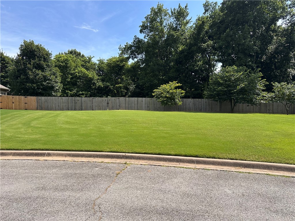 Half acre lot in the well established Stonecrest Subdivision. All utilities on site. Ready for your custom home. Don't miss it.
