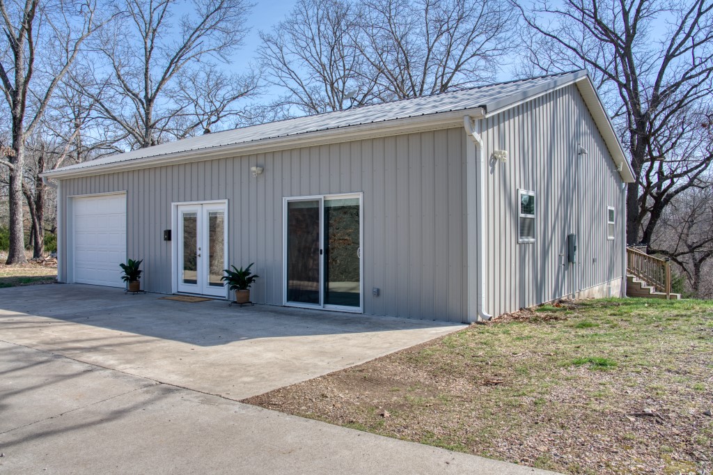 partly in Timber Lake Estates - Residential