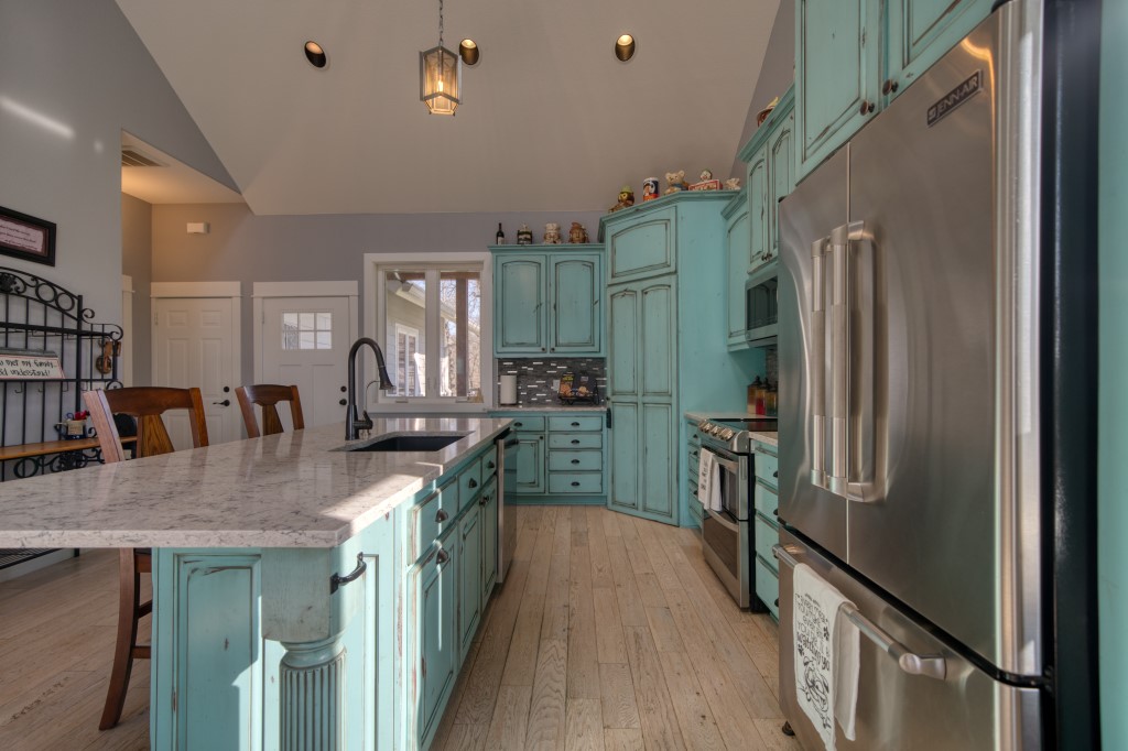 partly in Timber Lake Estates - Residential