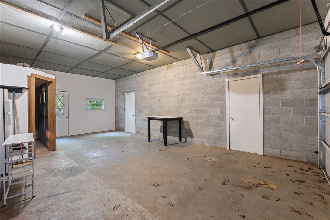 Unit 10 Holiday Island - Residential