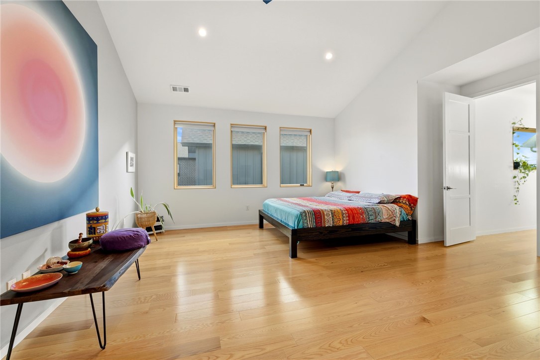 AJ SUB-BENTONVILLE - Residential Lease