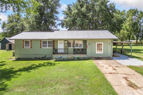Photo of 17 Sue Street, Western Grove, AR 72685 (MLS # 1359146)