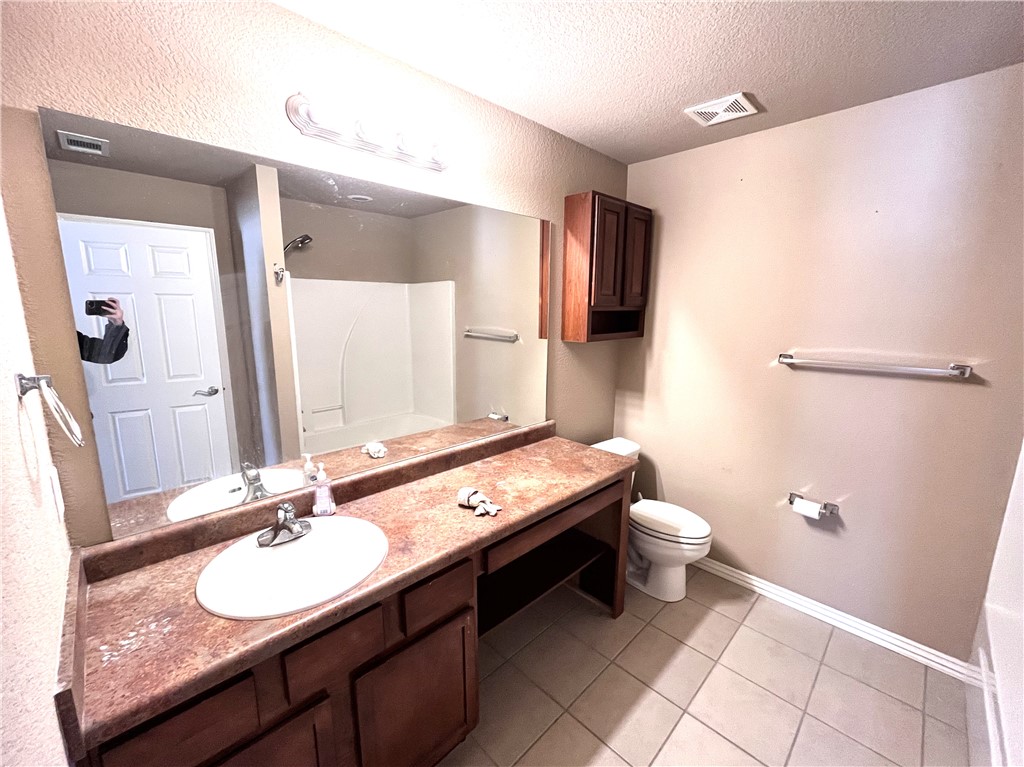 Riverwalk Farm Estate Ph I Bentonville - Residential Lease