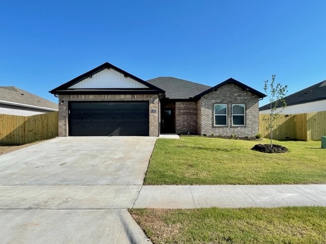 Beautiful Newer Construction Single Family Home in Centerton ready for its new occupant with all the amenities you need like Granite counter tops and custom cabinets, All appliances including washer and dryer, sodded and landscaped front yard and more.