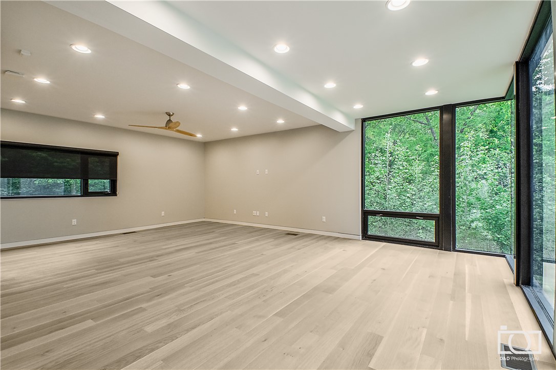 Estates At Dogwood Canyon - Residential