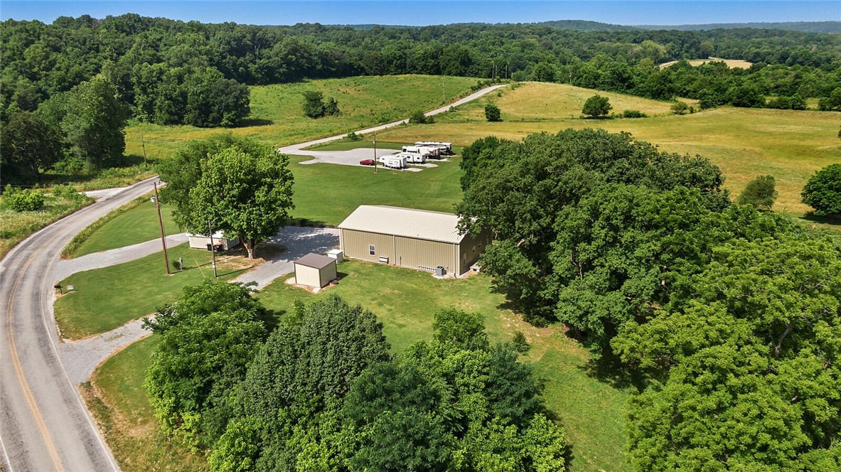 08-17-32-RURAL - Residential