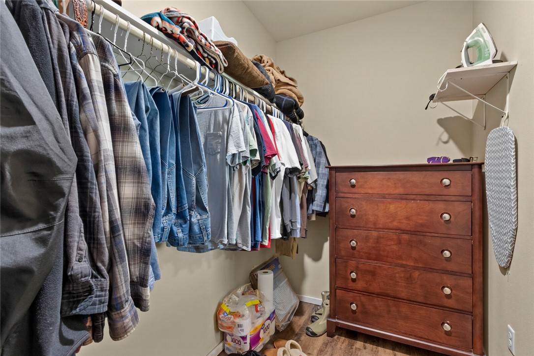 08-17-32-RURAL - Residential