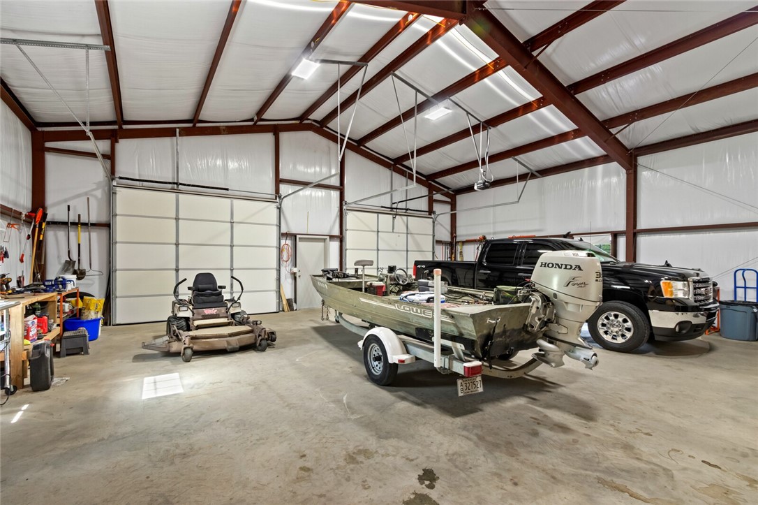 08-17-32-RURAL - Residential