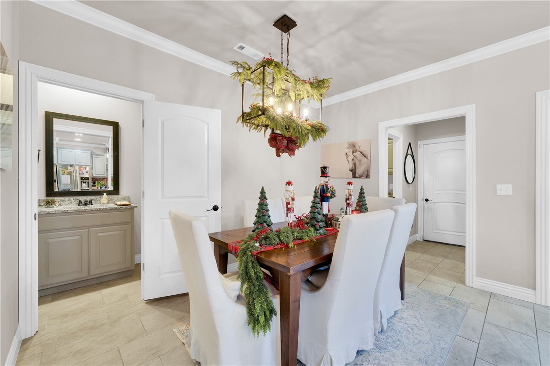 Town Homes At Forest Hills - Residential