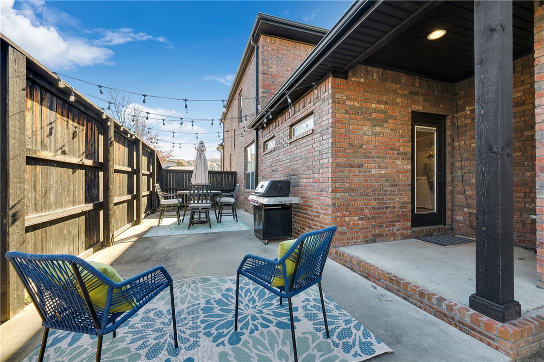 Town Homes At Forest Hills - Residential