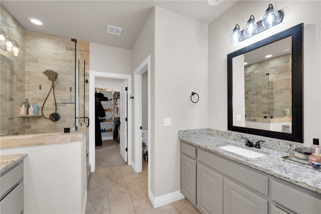 Town Homes At Forest Hills - Residential