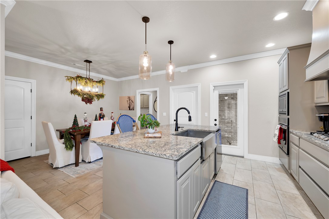 Town Homes At Forest Hills - Residential