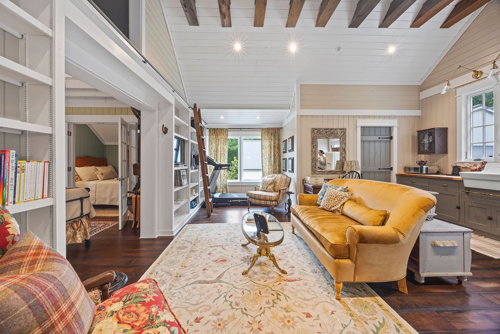 Tontitown Outlots - Residential