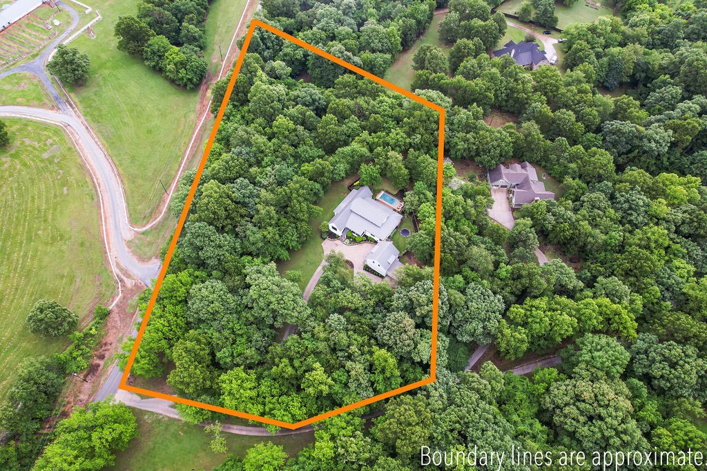 Tontitown Outlots - Residential