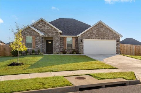 Photo of 306 N Anser Bend, Farmington, AR 72730 (MLS # 1339294)
