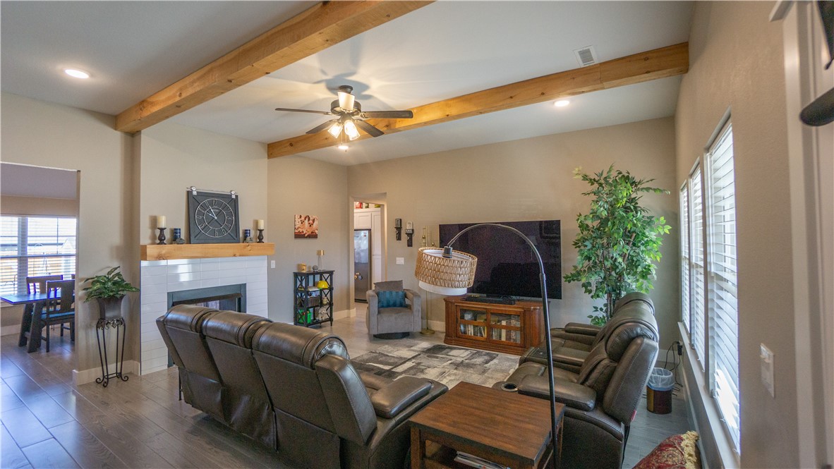 Farmington Heights Ph I - Residential