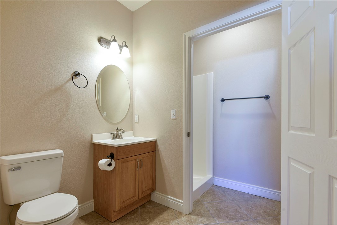 Missouri, 65737, United States, 8 Bedrooms Bedrooms, ,6 BathroomsBathrooms,Residential,Active,2021656