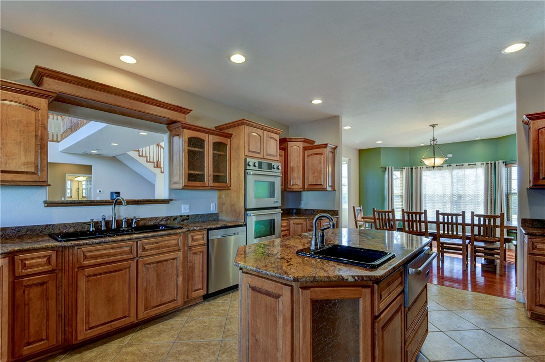 Missouri, 65737, United States, 8 Bedrooms Bedrooms, ,6 BathroomsBathrooms,Residential,Active,2021656