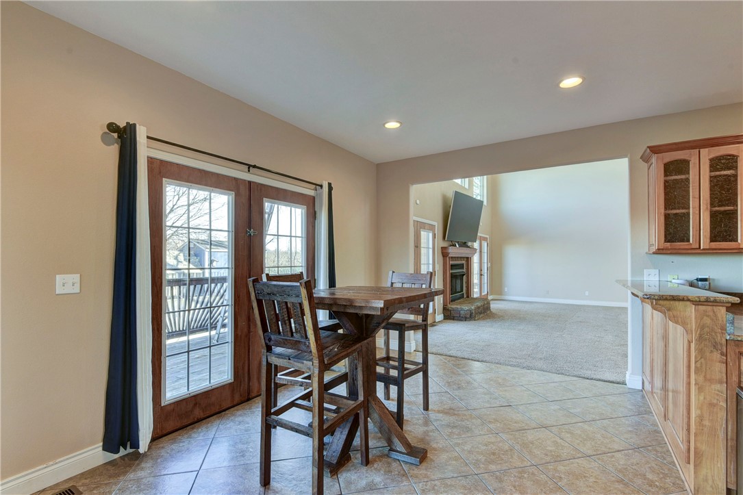 Missouri, 65737, United States, 8 Bedrooms Bedrooms, ,6 BathroomsBathrooms,Residential,Active,2021656