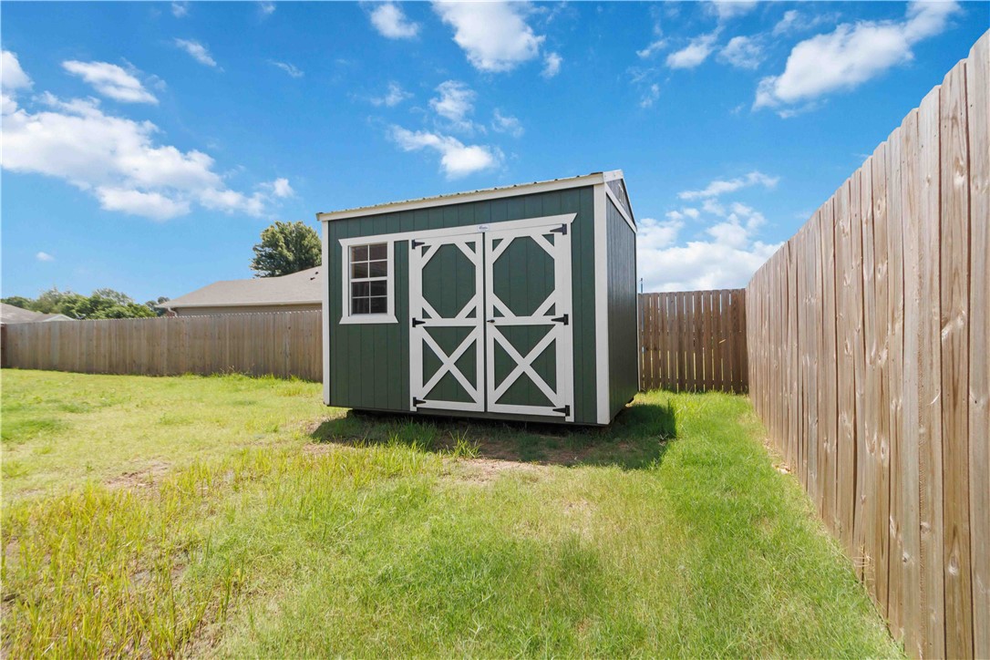 Pioneer Woods Ph 3 Gentry - Residential