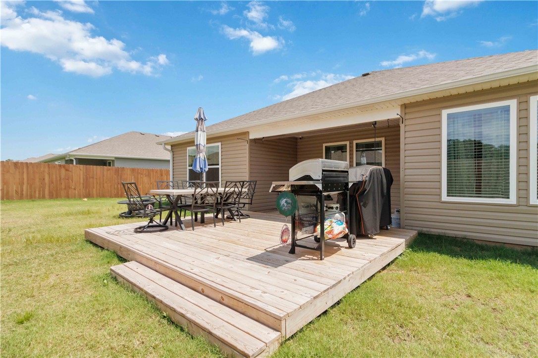 Pioneer Woods Ph 3 Gentry - Residential