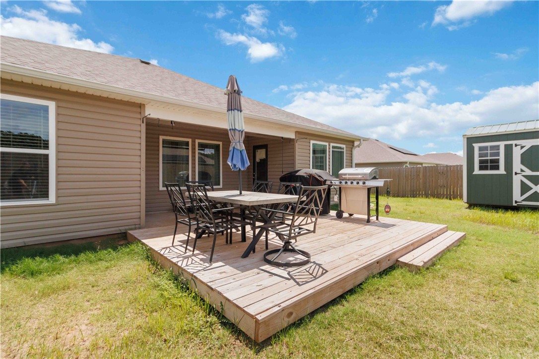 Pioneer Woods Ph 3 Gentry - Residential