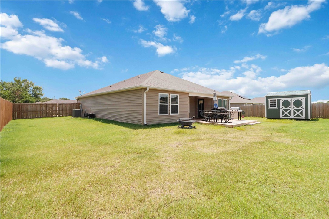 Pioneer Woods Ph 3 Gentry - Residential