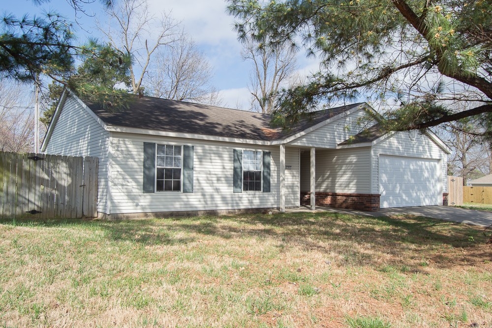 This charming 3 bedroom, 2 bath home offers a spacious living room and a bright eat-in kitchen, perfect for gatherings. Enjoy the outdoors with a large, fenced backyard that provides plenty of space for relaxing, entertaining, or pets. Conveniently located off Wedington, close to shopping, dining, schools, and major routes. Tenant responsible for washer, dryer, all utilities, and lawn maintenance. We process applications as we receive and once an application is approved, we reach out for deposit. Deposit secures the unit not the application. Please be aware of scams. Our application process is to be paid online through a secure portal, and we do not accept cash, CashApp, Venmo, and/or PayPal. No showings until after October 31