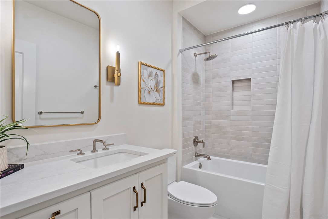 ORCHARD ADD-BENTONVILLE - Residential