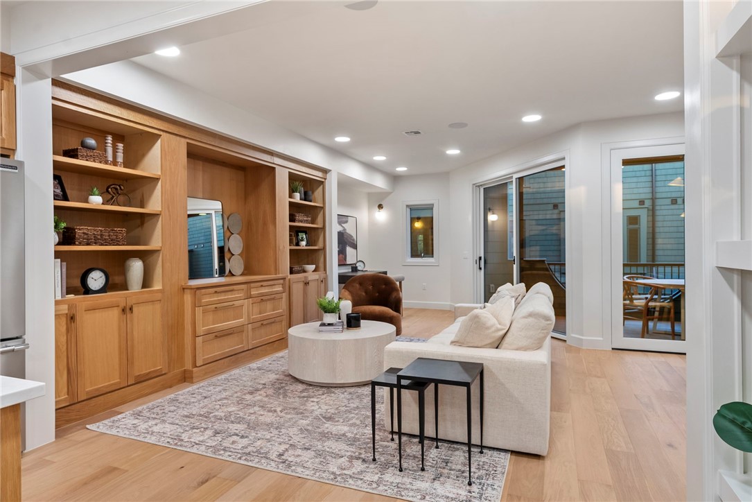 ORCHARD ADD-BENTONVILLE - Residential