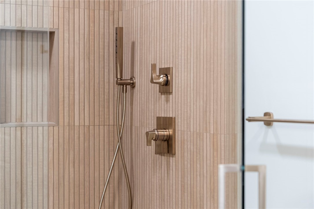 ORCHARD ADD-BENTONVILLE - Residential