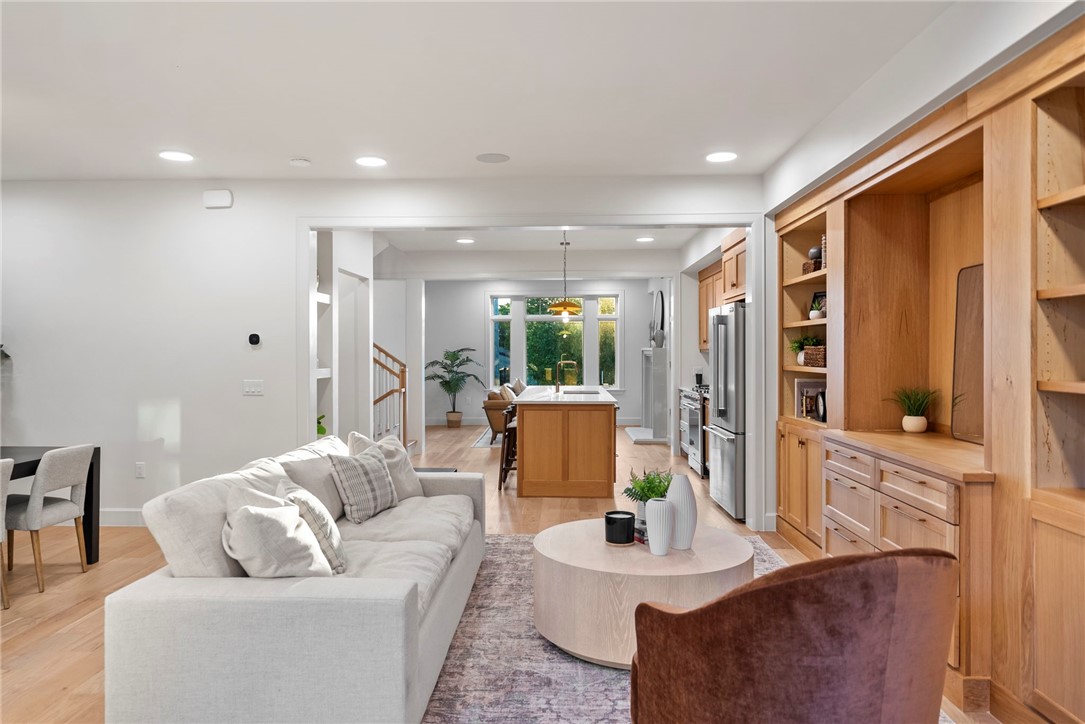 ORCHARD ADD-BENTONVILLE - Residential