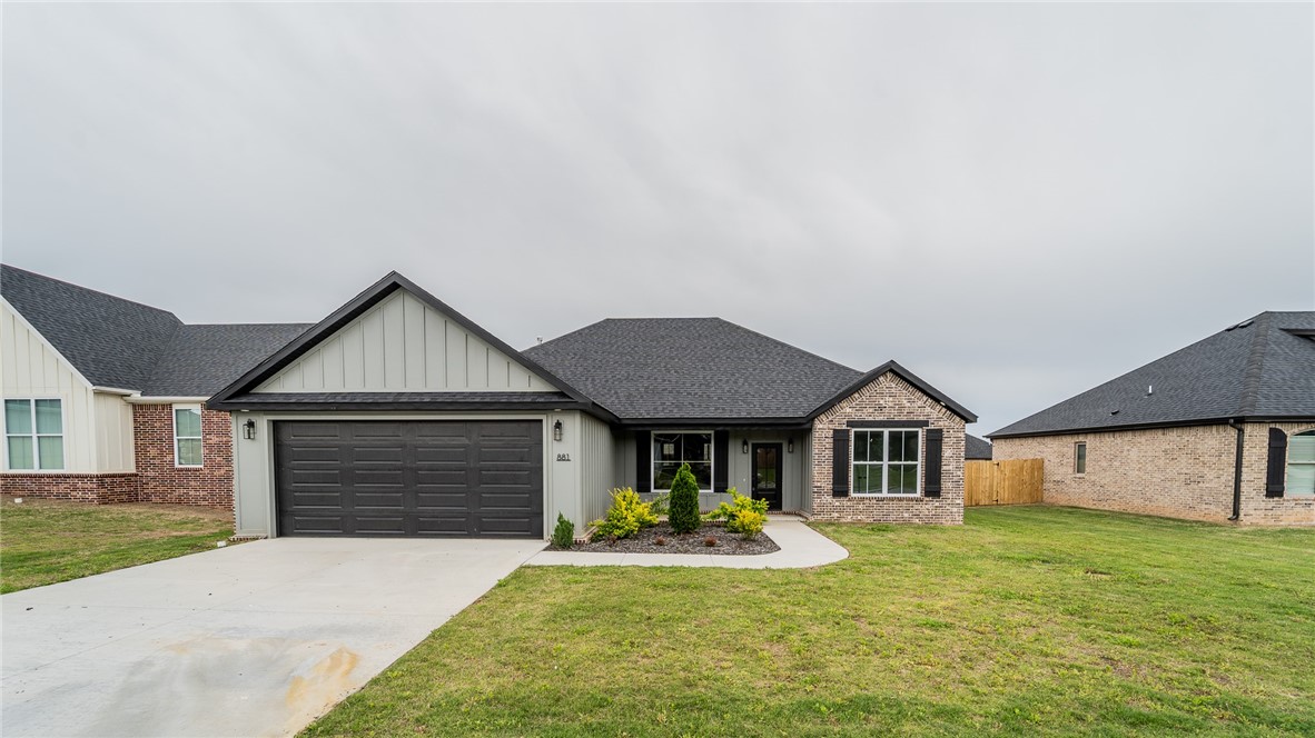 New Build 3 BR/2BA with open-split floor plan. The master bedroom opens into a spa-like bathroom with a huge walk-in tiled shower, a soaker tub, and double sinks with a huge walk-in closet and laundry complimenting the wing. Enjoy entertaining family and friends in the great room with a vaulted ceiling and beams in the sitting area and granite countertops and beautiful lighting complimenting the kitchen and dining areas. A spacious pantry and huge built in hall tree are a couple of the extras that make this home so special. The backyard is fully fenced to offer privacy to enjoy the covered patio. Don't miss all this beautiful home has to offer located in a Mountain View Estates SBD and only a short distance from Fayetteville. Call today for your private showing.