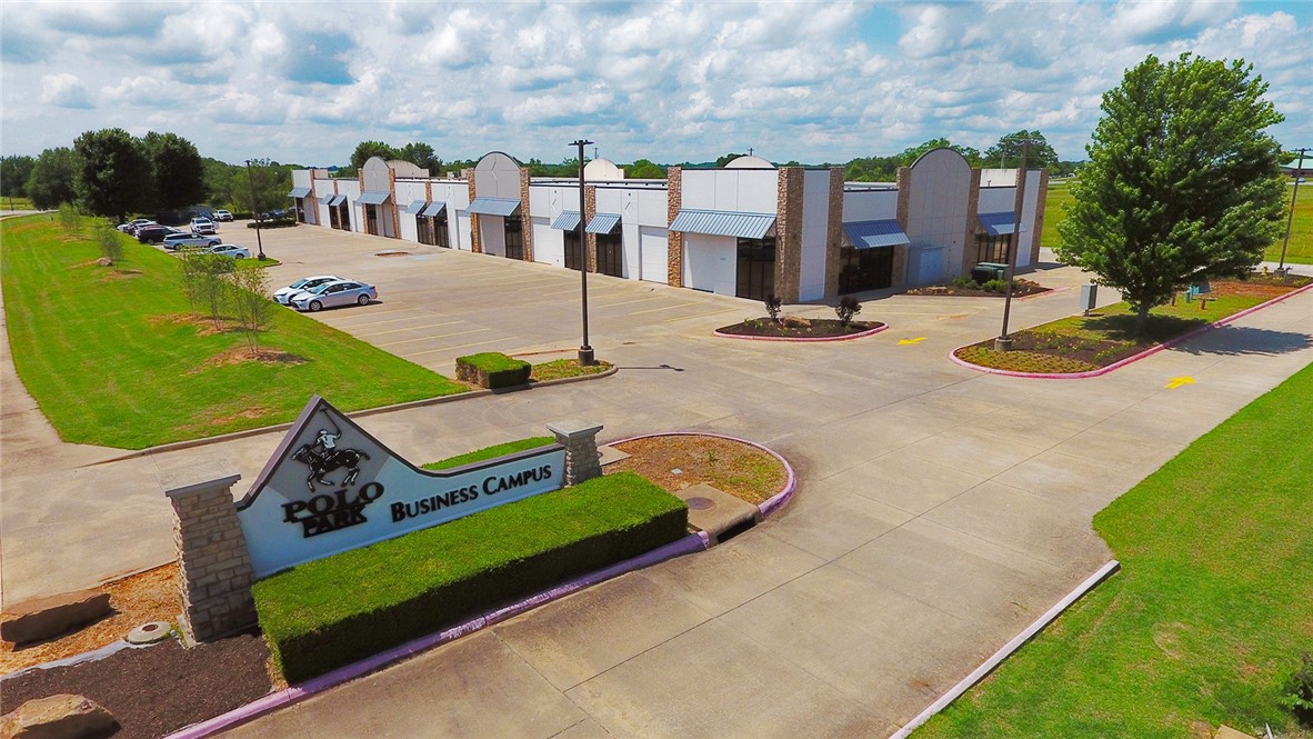 OLD FARM PH 1, THE-BENTONVILLE - Commercial Lease