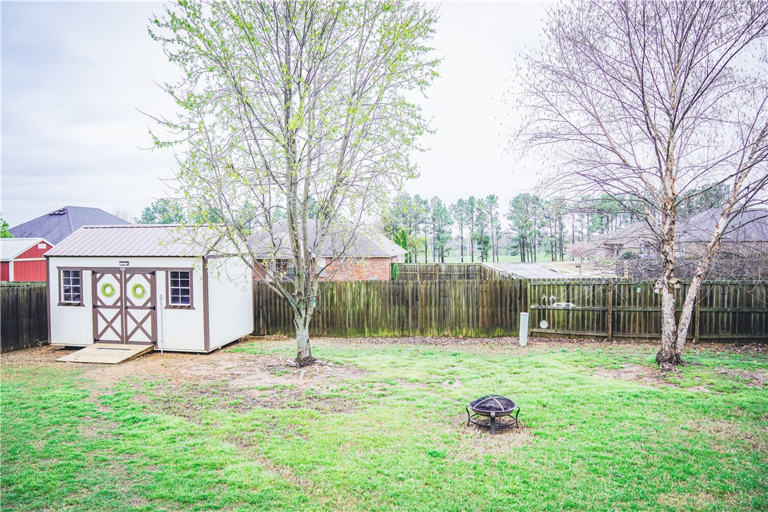 Hamptons, The Cave Spgs - Residential