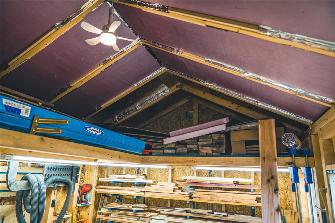 Hamptons, The Cave Spgs - Residential