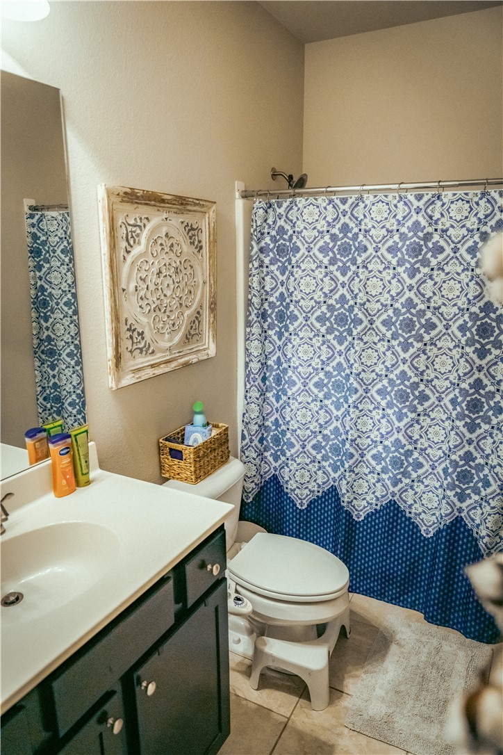 Hamptons, The Cave Spgs - Residential