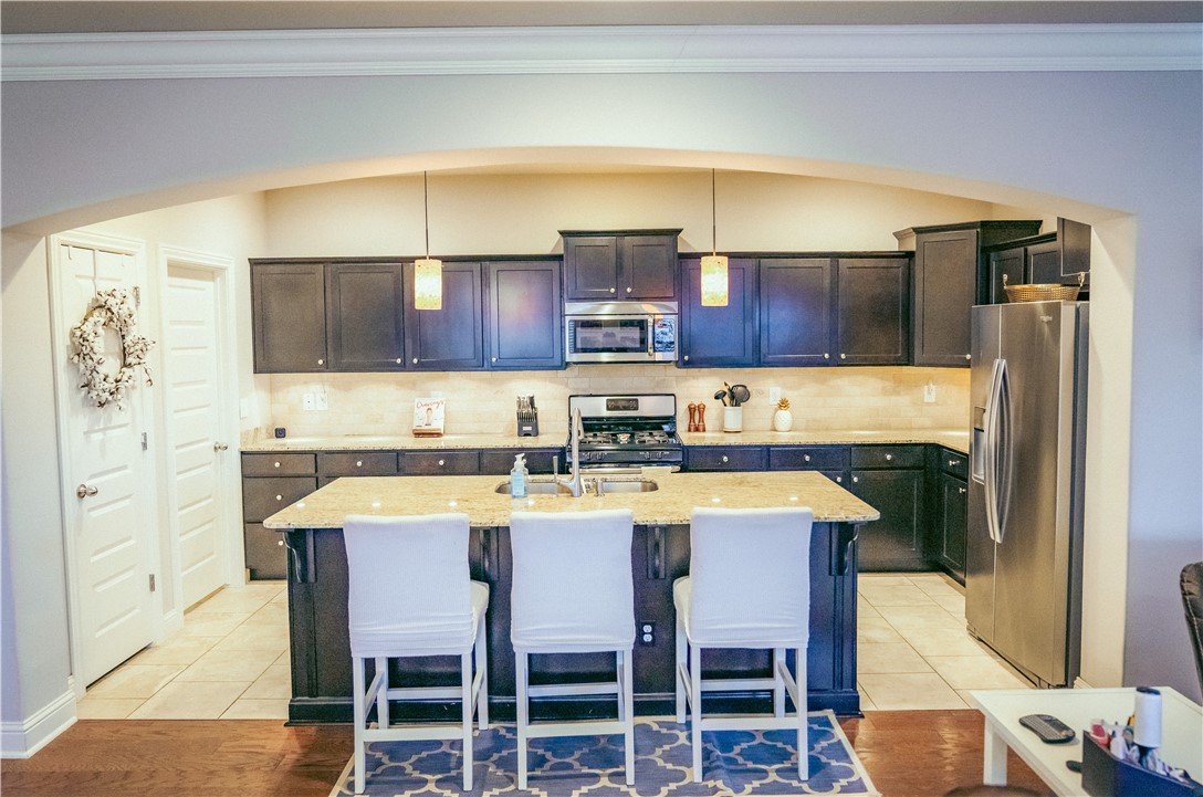 Hamptons, The Cave Spgs - Residential