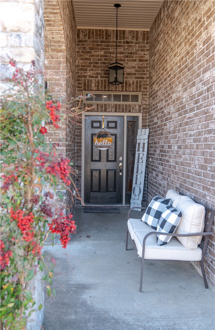 Hamptons, The Cave Spgs - Residential