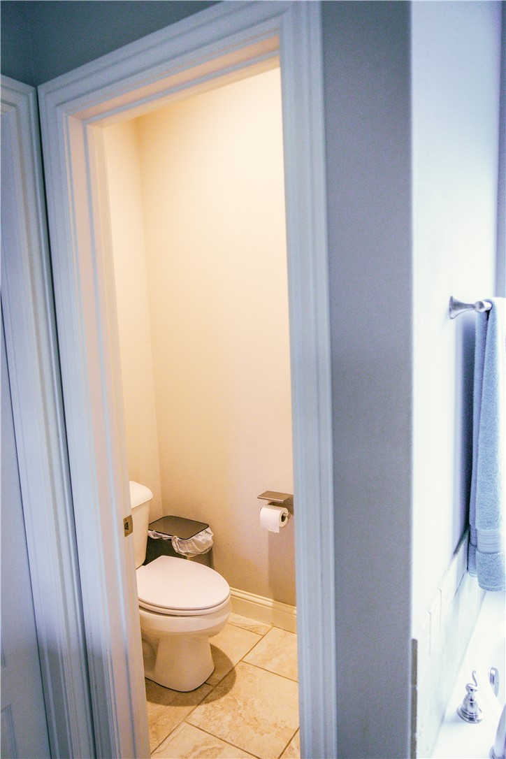 Hamptons, The Cave Spgs - Residential