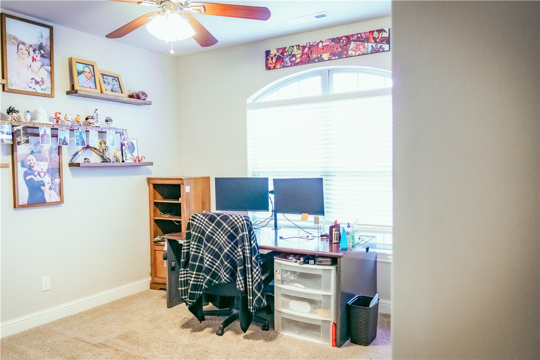 Hamptons, The Cave Spgs - Residential