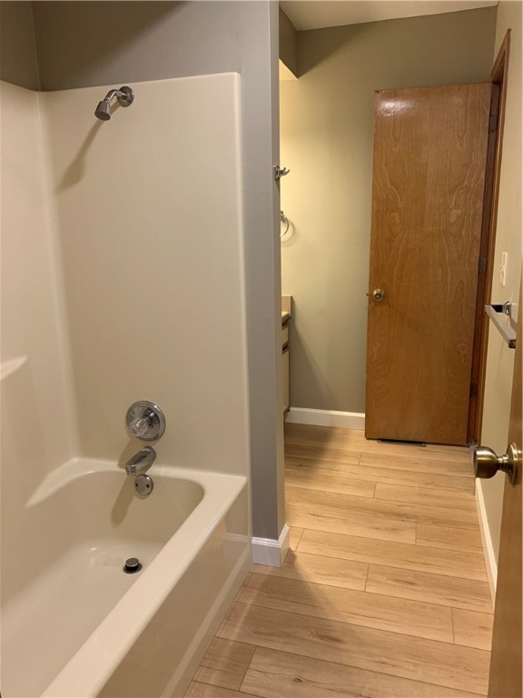 Couchs - Residential Lease