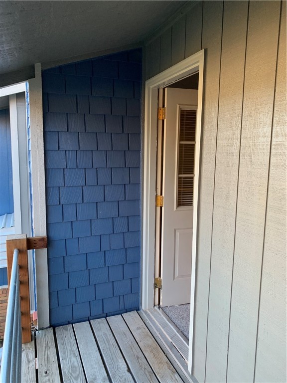 Couchs - Residential Lease