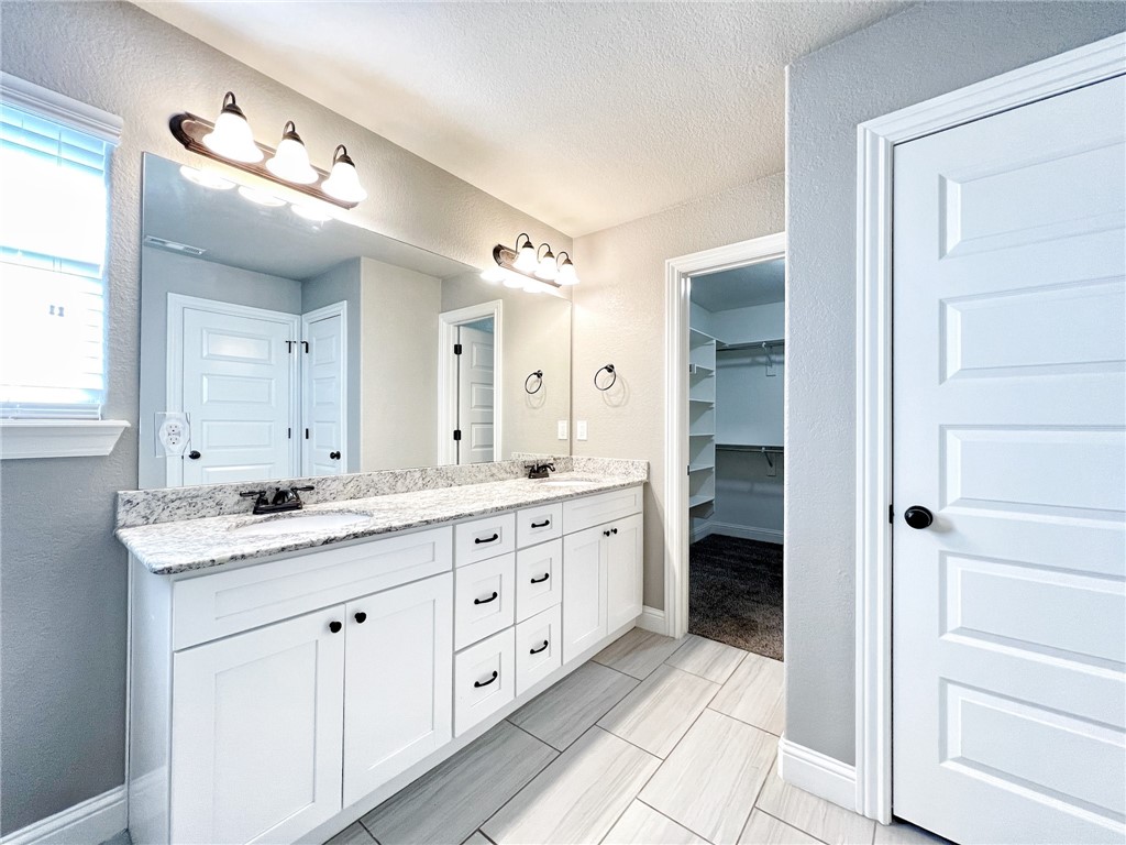 Sundowner Sub Ph 3 - Residential Lease