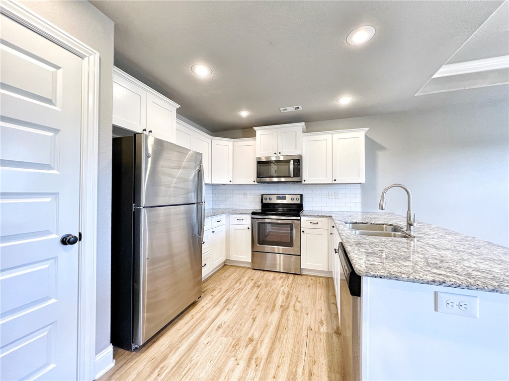 Sundowner Sub Ph 3 - Residential Lease