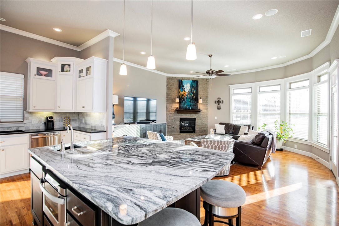 OTTER CREEK ESTATES PH I-CAVE SPRINGS - Residential