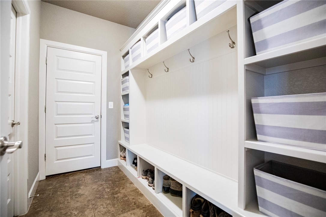 OTTER CREEK ESTATES PH I-CAVE SPRINGS - Residential