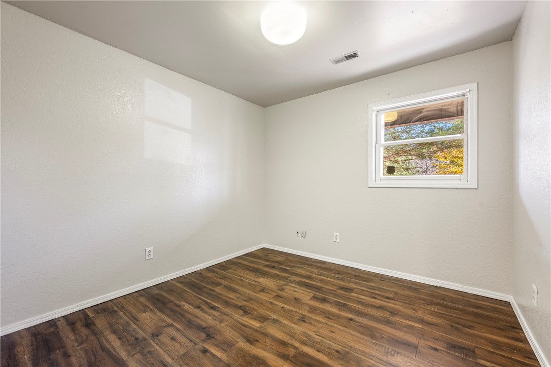 Shakespeare Courts - Residential